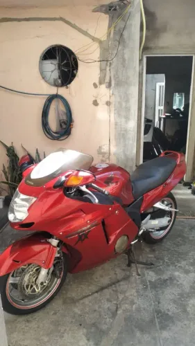 Vendo moto Honda CBR 1.100