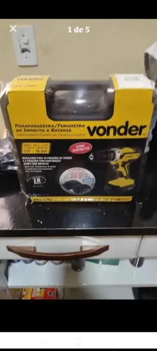 PARAFUSADEIRA / FURADEIRA 20V DE IMPACTO VONDER COM 2 BATERIAS NOVA LACRADA!