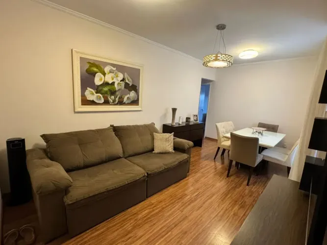 Ótimo apartamento, 2 quartos, 2 banheiros, amplo !