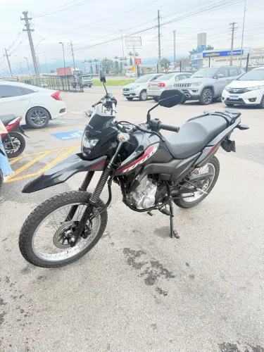 Honda bross 2025 muito nova