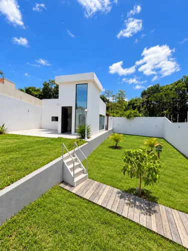 Casa Alto Padrão 430 metros quadrados, fachada personalizada - Estância /Se