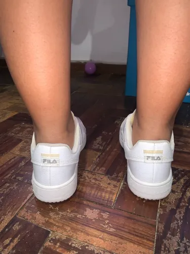 Tênis FILA - Feminino