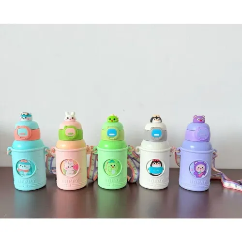 Garrafinha Infantil Personalizada com Nome - Linda, Prática e Exclusiva!