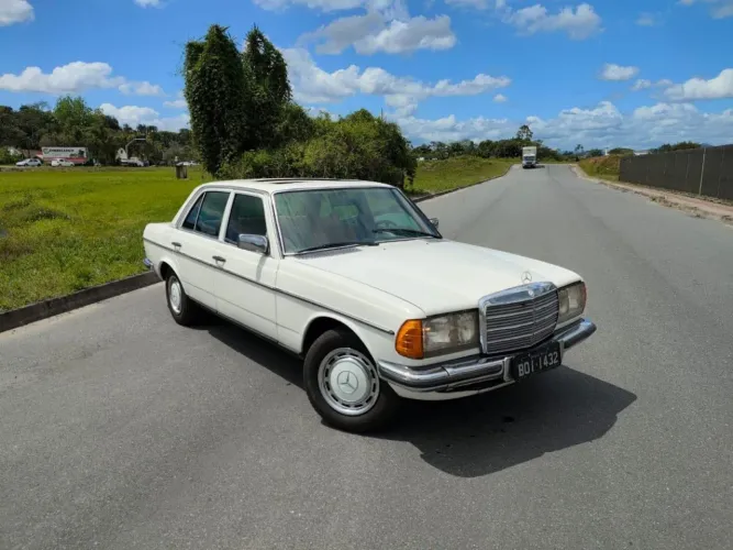 Mercedes-Benz C-280 Elegance 1975