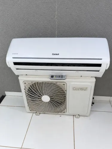 Ar condicionado 12 mil btus inverter com garantia ?