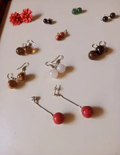 Brinco pedra natural