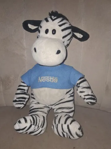 Girafa de pelúcia Nestlé