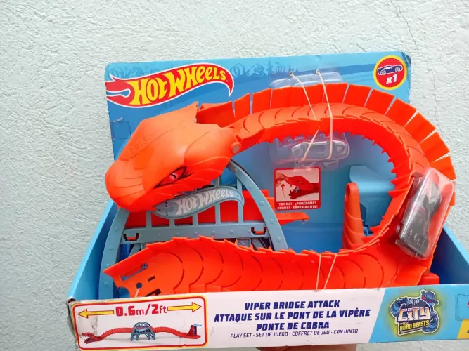 Pista hotweels: ataque da cobra
