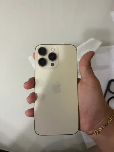 iPhone 14 Pro Max. 128 gigas 