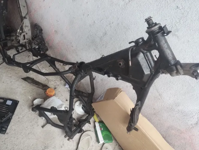 QUADRO PRINCIPAL XT 600