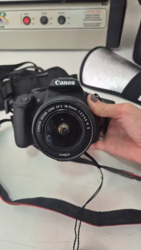 Canon EOS Rebel T7 + Lente 18-55mm + Flash + Kit Completo