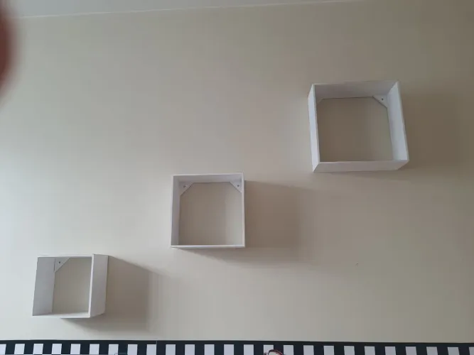 Nicho de MDF pintado mais pelúcias