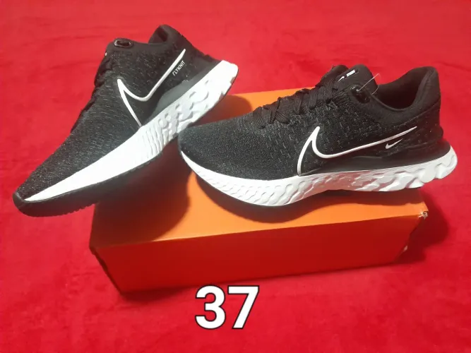 Tenis NIKE REACT INFINITY RUN FLYKNIT 3