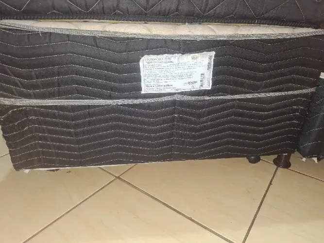 Base box de Solteiro