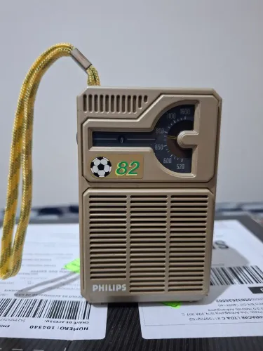 Rádio Philips AM Copa 82 