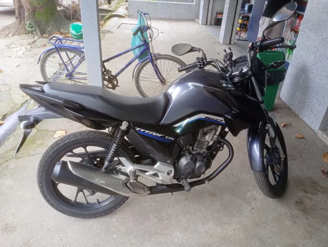 Titan 160 2022 tudo em dia !