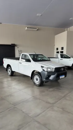 Toyota Hilux CS 4X4 2.8 TDI Diesel Mec. 2024