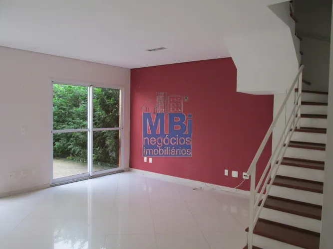 Casa em Condomínio à venda e locação em São Paulo - Jardim Marajoara