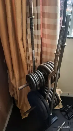 Equipamentos de Musculação (Apenas 2.400,00)