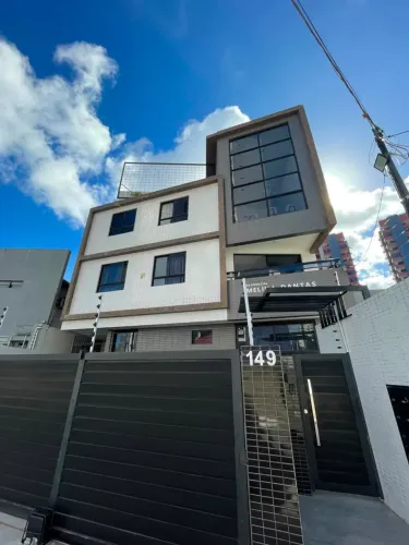Apartamento de 2 quartos para aluguel no Aeroclube, possui área de lazer