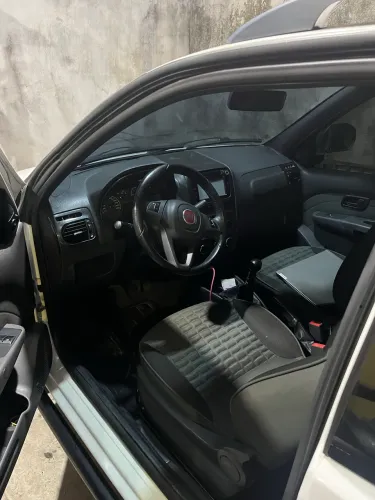 Fiat Strada Adventure1.8/ 1.8 Locker Flex CD 2020