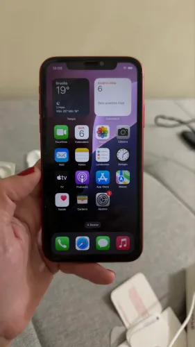 iPhone 11, 64g. Única dona, muito conservado