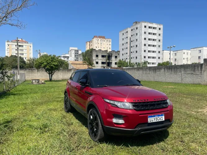 Land Rover Range Rover Evoque Pure 2.0 Aut. 5P 2013
