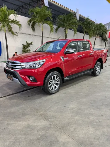 Toyota Hilux CD SRX 4X4 2.8 TDI 16V Diesel Aut. 2017