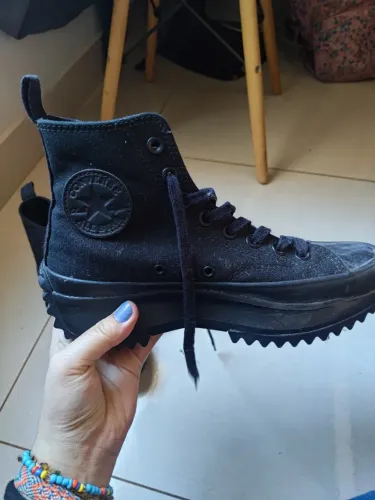 Tênis feminino