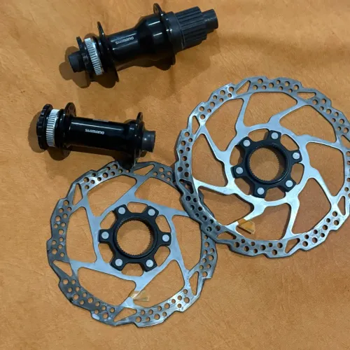 Cubos Shimano Boost 