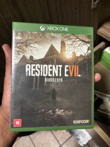 Vendo Resident evil 7 biohazard