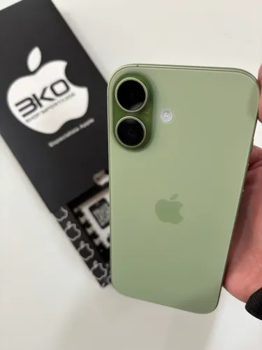 iPhone 17 256Gb Verde / Garantia Apple 08/02/2027 / Loja Física 