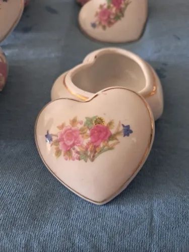 Mini Porta Joias de Porcelana