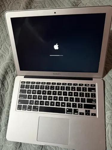 ? MacBook Air 13? Early 2015 - Intel Core i5 | 8 GB RAM | SSD 128 GB