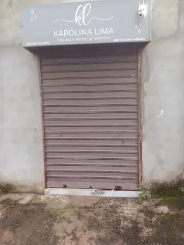 Porta de comercio 1,5m×3,0m 400 reais 