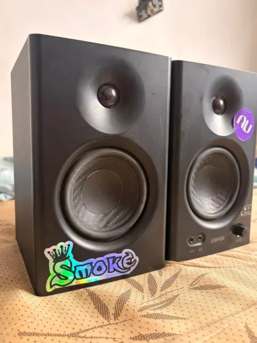 MONITORES DE AUDIO EDIFIER MR4