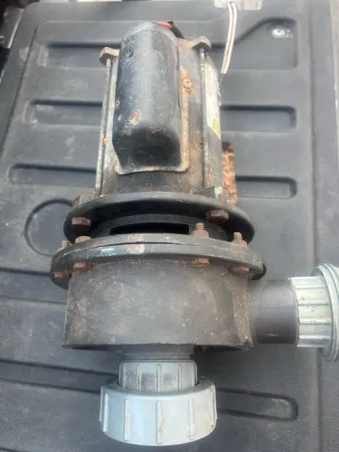 Vendo uma bomba de Picina da igui