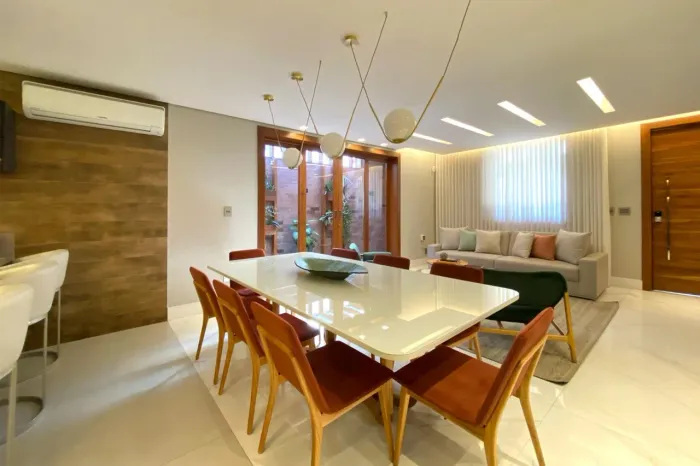 Casa à Venda - Ouro Preto, 3 Quartos, 360 m2