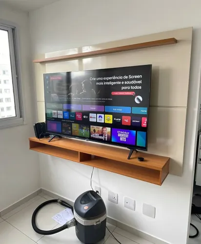 Painel para TV de até 75 polegadas