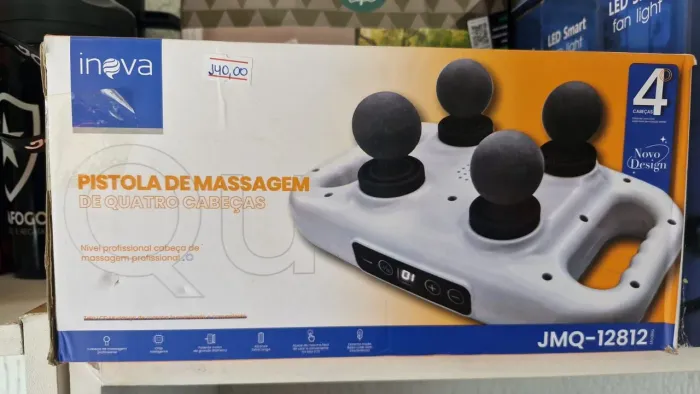 Aparelho de massagem gun 4 cabeças