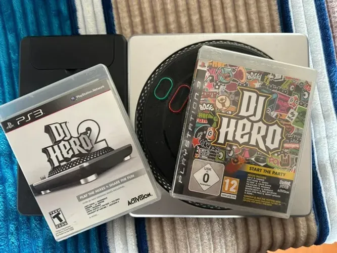 DJ Hero PS3 (Turntable + 2 Jogos completos)
