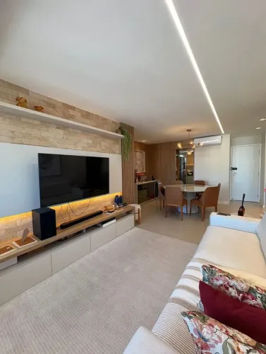 AB| Apartamento no Edifício Delamare | Ponta do Farol | Vista Mar | Moveis Projetados