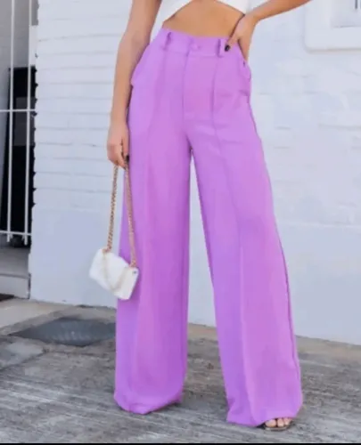 Pantalona lilás