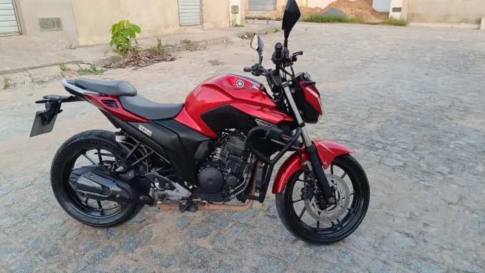 Fazer 250 em perfeito estado bora negociar