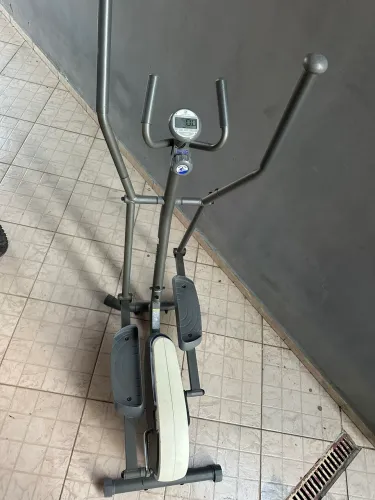 Aparelho elíptico