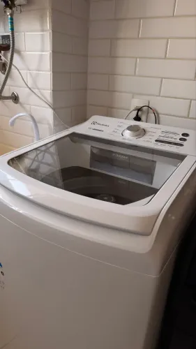 Vendo máquina de lavar Electrolux 13KG