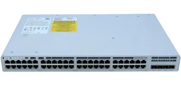 Switch Cisco C9200L-48P-4G POE+ Network Essencials 48 portas Gigabit Layer 3 empilháv
