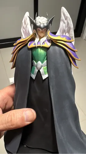 Cloth Myth Estátua Lúcifer Saint Seiya 20,5cm