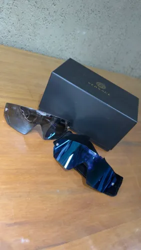 Óculo Versace (2 em 1) para corrida ou casual