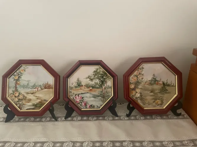 TRIO de quadros pequenos oitavado pintado a mão cerâmico